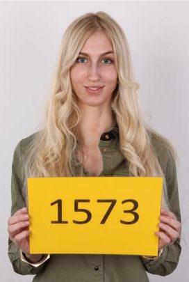 Czech Casting – Adela 1573