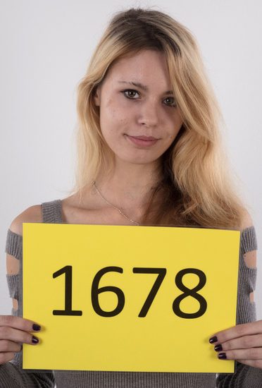 Czech Casting – Nikola 1678 – (19yo)