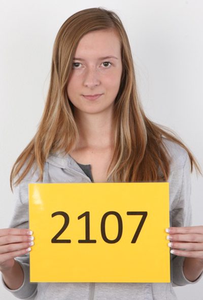 Czech Casting – Michaela 2107 – (18yo)