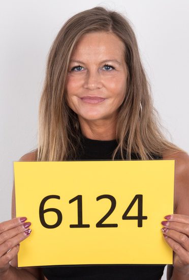 Czech Casting – Karolina 6124 – (43yo)