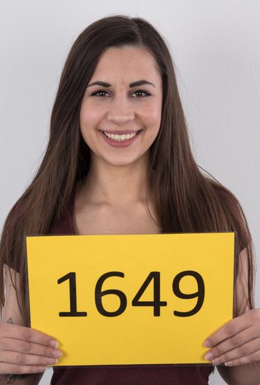 Czech Casting – Veronika 1649 – (19yo)