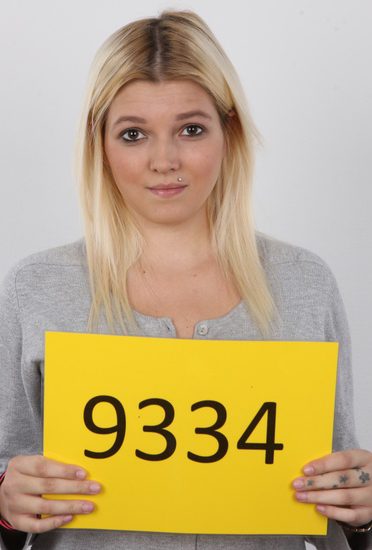 Czech Casting – Andrea 9334 – (18yo)