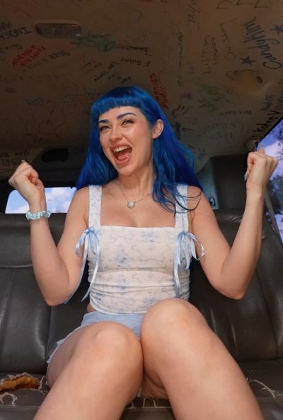 Bang Bus – Award Winning Pussy Makes 3 Men Cum