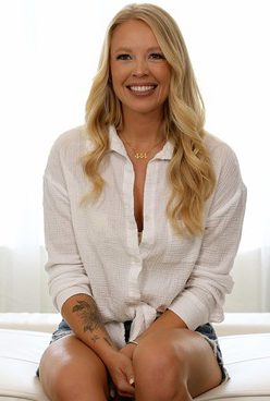 CastingCouch HD – Aria Returns